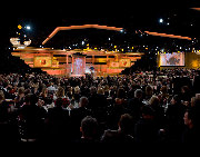 Ricky Gervais hosts the 67th Annual Golden Globe Awards at the Beverly Hilton in Beverly Hills, CA Sunday, January 17, 2010. [HFPA/China.org.cn]