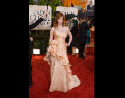 Actress Christina Hendricks arrives at the 67th Annual Golden Globe Awards at the Beverly Hilton in Beverly Hills, CA Sunday, January 17, 2010. [HFPA/China.org.cn]
