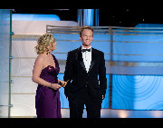 Jane Krakowski and Neil Patrick Harris at the 67th Annual Golden Globe Awards at the Beverly Hilton in Beverly Hills, CA Sunday, January 17, 2010. [HFPA/China.org.cn]