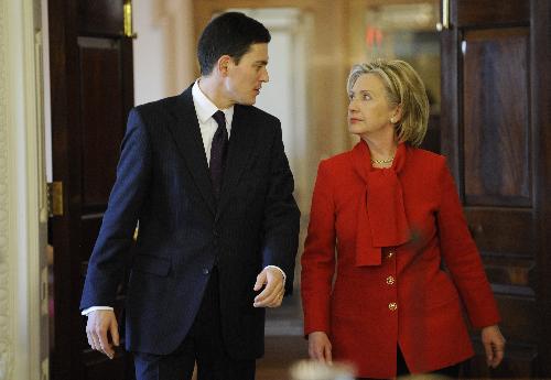 U.S. Secretary of State Hillary Clinton (R) and British Foreign Secretary David Miliband attend a joint press conference after their meeting at the Department of State in Washington D.C., capital of the United States, Jan. 21, 2010. (Xinhua/Zhang Jun)