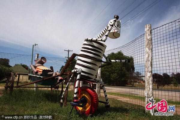 A sculpture is exhibited as part of the &apos;Animals On Bikes&apos; Paddock Art sculpture tourist trail along Obley Road on January 24, 2010 in Cumnock, Australia.