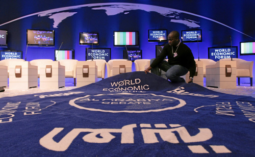 Also carpets in WEF-blue. Impression of the preparations for the upcoming Annual Meeting 2010 of the World Economic Forum in Davos, Switzerland, January 25, 2010. [WEF]