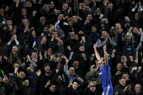 Chelsea's Frank Lampard reacts after scoring their third goal during the English Premier League soccer match against Birmingham City at Stamford Bridge stadium in London, Wednesday, Jan. 27, 2010.(Xinhua/Reuters Photo)