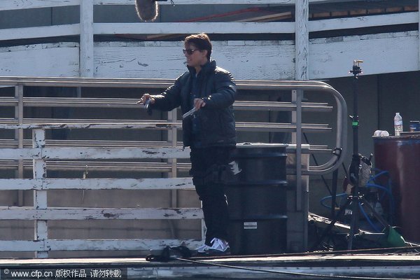 Hollywood star Tom Cruise shoots scenes for the film 'Knight and Day' in Long Beach Jan. 27, 2010. 