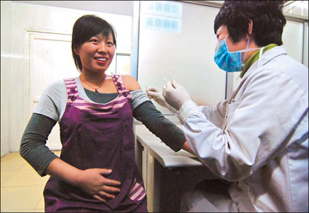 Miscarriages, H1N1 shots 'not linked'