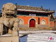 The Ancient Bell Museum in Dazhong Temple is in northern Haidian District, Beijing. Built in 1733 during the Ming Dynasty, the Dazhong (giant bell) Temple) was originally named Juesheng Temple and was where emperors presided over rituals praying for rain. The local people preferred to call it the Dazhong Temple because it housed a giant Buddhist bell cast in the Yongle Period (around 1420) of the Ming Dynasty. The Ancient Bell Temple Museum is the only one of its kind in China. [Photo by Jia Yunlong]
