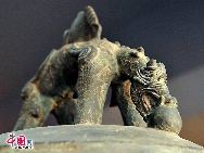 The Ancient Bell Museum in Dazhong Temple is in northern Haidian District, Beijing. Built in 1733 during the Ming Dynasty, the Dazhong (giant bell) Temple) was originally named Juesheng Temple and was where emperors presided over rituals praying for rain. The local people preferred to call it the Dazhong Temple because it housed a giant Buddhist bell cast in the Yongle Period (around 1420) of the Ming Dynasty. The Ancient Bell Temple Museum is the only one of its kind in China. [Photo by Jia Yunlong]