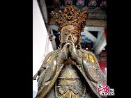 The Ancient Bell Museum in Dazhong Temple is in northern Haidian District, Beijing. Built in 1733 during the Ming Dynasty, the Dazhong (giant bell) Temple) was originally named Juesheng Temple and was where emperors presided over rituals praying for rain. The local people preferred to call it the Dazhong Temple because it housed a giant Buddhist bell cast in the Yongle Period (around 1420) of the Ming Dynasty. The Ancient Bell Temple Museum is the only one of its kind in China. [Photo by Jia Yunlong]