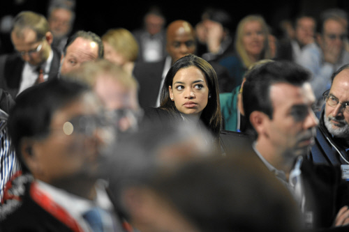 Participants are captured during the session &apos;The Global Agenda 2010: The View from Davos&apos; at the Congress Centre of the Annual Meeting 2010 of the World Economic Forum in Davos, Switzerland, January 31, 2010.