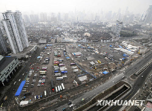 An aerial view of the land plot sitting south of the Bund. The 57,000-square-meter plot fetched 9.22 billion yuan (US$1.35 billion) yesterday to become the most expensive parcel in Shanghai by both total and average price.