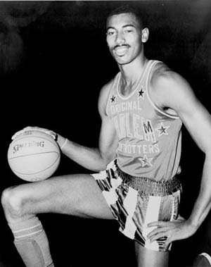 Wilt Chamberlain. In 1991, the late NBA player claimed he had sex with 20,000 women in his second autobiography, &apos;A View from Above.&apos; [ifeng.com]