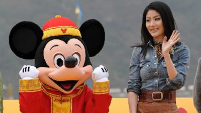 HK Disneyland celebrates upcoming Spring Festival