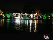 Guilin is a prefecture-level city in China, situated in the northeast of the Guangxi Zhuang Autonomous Region on the west bank of the Li River. Its name means 'forest of Sweet Osmanthus', owing to the large number of fragrant Sweet Osmanthus trees located in the city. The city has long been renowned for its unique scenery. [Photo by Cai Ming]