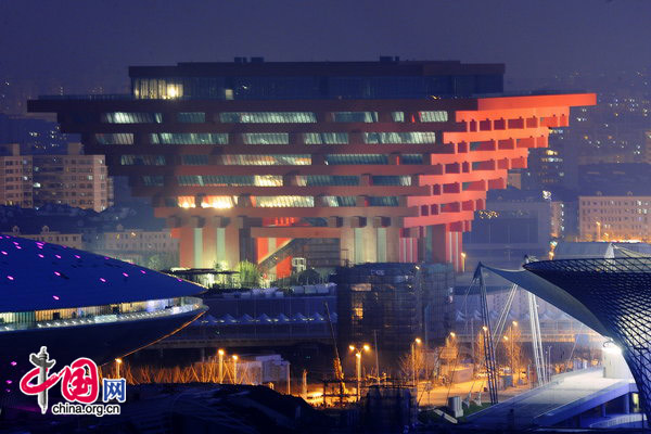 Photo taken on Feb. 8, 2010 shows the finished Chinese Pavilion of Shanghai World Expo in Shanghai, east China. The Chinese Pavilion finished its construction on Monday.[CRI]