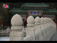 Beihai Park is one of the oldest, largest and best-preserved of the ancient imperial gardens in China and it is conveniently located in the very center of Beijing. Beihai literally means 'Northern Sea'. There are also corresponding 'Central' and 'Southern Seas' – both are located in an area called Zhongnanhai. This region is also quite famous because it houses China's paramount leaders. [Photo by Dong Qingpei]