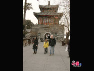 Beihai Park is one of the oldest, largest and best-preserved of the ancient imperial gardens in China and it is conveniently located in the very center of Beijing. Beihai literally means 'Northern Sea'. There are also corresponding 'Central' and 'Southern Seas' – both are located in an area called Zhongnanhai. This region is also quite famous because it houses China's paramount leaders. [Photo by Dong Qingpei]
