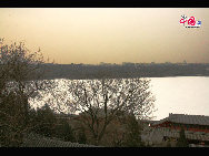 Beihai Park is one of the oldest, largest and best-preserved of the ancient imperial gardens in China and it is conveniently located in the very center of Beijing. Beihai literally means 'Northern Sea'. There are also corresponding 'Central' and 'Southern Seas' – both are located in an area called Zhongnanhai. This region is also quite famous because it houses China's paramount leaders. [Photo by Dong Qingpei]