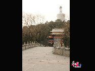 Beihai Park is one of the oldest, largest and best-preserved of the ancient imperial gardens in China and it is conveniently located in the very center of Beijing. Beihai literally means 'Northern Sea'. There are also corresponding 'Central' and 'Southern Seas' – both are located in an area called Zhongnanhai. This region is also quite famous because it houses China's paramount leaders. [Photo by Dong Qingpei]