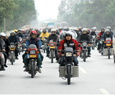 100,000 migrant workers motorbike home