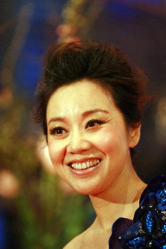 Chinese actress Yan Ni arrives for the premiere of the film 'A Woman, a Gun and a Noodle Shop' at the 60th Berlinale International Film Festival in Berlin, Germany, Feb. 14, 2010.