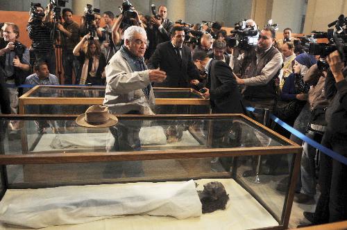 Egypt's antiquities chief Zahi Hawass addresses a press conference in the Egyptian Museum in Cairo, capital of Egypt, on Feb. 17, 2010. [Xinhua]
