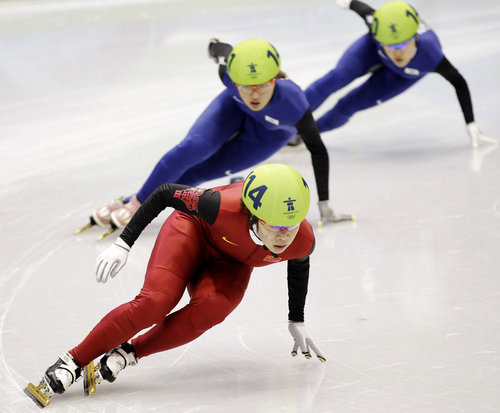Zhou Yang of China won the women's 1500 meters short track speed skating gold medal at the Vancouver Olympic Winter Games on Saturday. 