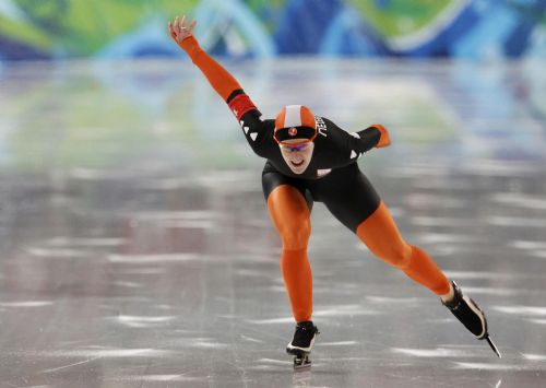 Ireen Wust of the Netherlands competes in the women's 1500 metres at the Richmond Olympic Oval during the Vancouver 2010 Winter Olympics February 21, 2010. 