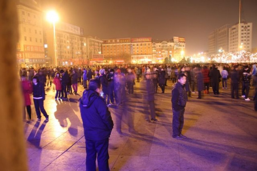 Public in panic after quake rumor spreads in Shanxi