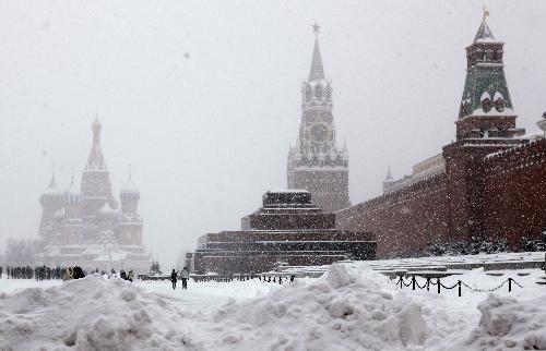 Photo taken on Feb. 22, 2010 shows the snow-covered Red Square in Moscow, capital of Russia, Feb. 22, 2010. Moscow has been blanketed with some 45.4 cm of snow over the last four days in a rare case in decades, the Moscow Weather Service said on Monday. [Xinhua]