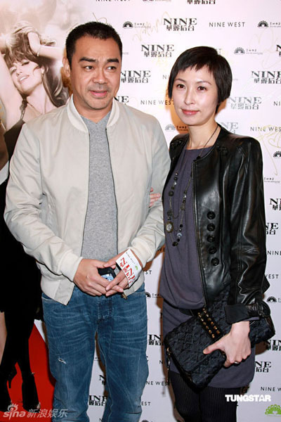 Hong Kong film and TV star Lau and his wife Kwok 