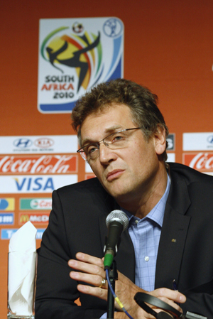 File photo shows FIFA general secretary Jerome Valcke addresses a media conference in Cape Town ahead of the final draw for the 2010 Fifa Soccer World Cup, December 1, 2009. (Xinhua/Reuters File Photo)