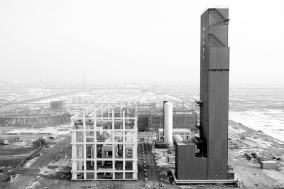 The construction site of China's first self-developed integrated gasification combined cycle (IGCC) power station based in Tianjin.