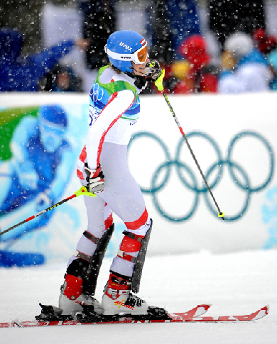  Marlies Schild of Austria reacts after the women's slalom of alpine skiing at the 2010 Winter Olympic Games in Whistler, Canada, Feb. 26, 2010. Marlies Schild won the silver medal with 1 minute and 43.32 seconds.