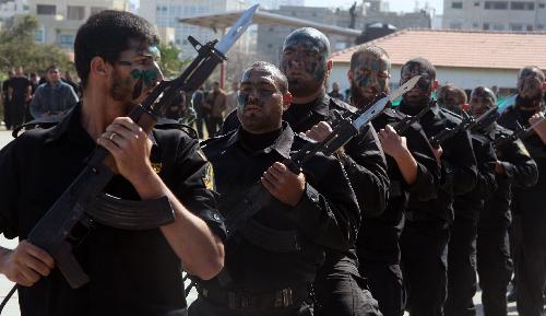 Palestinian Hamas Policemen take part in a training in Gaza city on March 1, 2010. [Wissam Nassar/Xinhua] 