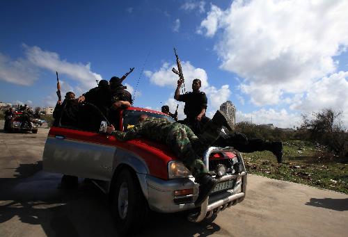 Palestinian Hamas Policemen take part in a training in Gaza city on March 1, 2010. [Wissam Nassar/Xinhua]