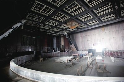  This photo released on Tuesday shows the wrecked inside of the China Central Television HQ after the building caught fire due to the wrong display of firework in February of 2009. [Caijing Magazine] 