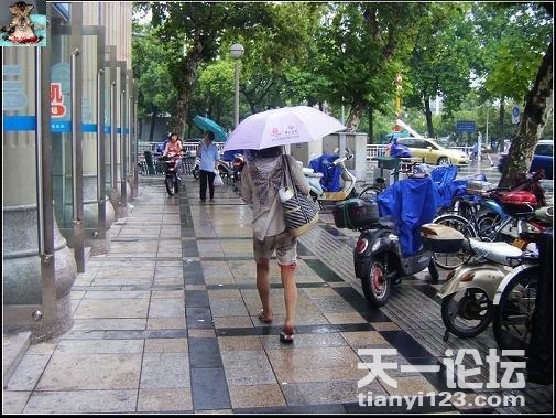 An undated photograph of a homeless man, nicknamed Brother Sharp for his good looks and sharp dress sense, wandering the streets of Ningbo, Zhejiang province, was recently posted on the Internet. He is one of the most talked about personalities in Chinese cyberspace today.
