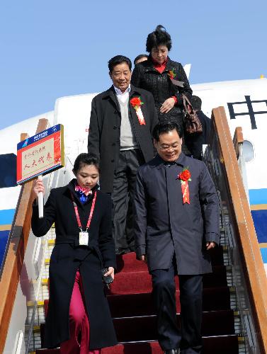 Deputies to the Third Session of the 11th National People's Congress (NPC) from northeast China's Jilin Province arrive in Beijing, capital of China, March 2, 2010. The Third Session of the 11th NPC is scheduled to open on March 5. [Yang Zongyou/Xinhua]