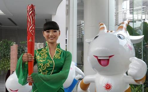 The torch relay for the Asiad will remain within the confines of Guangdong Province and travel to each of the regions' 21 major cities, including Zhongshan, Zhuhai, Dongguan, Shenzhen, Huizhou, Shanwei, Shantou, Jieyang, Chaozhou, Meizhou, Heyuan, Shaoguan, Qingyuan, Zhaoqing, Yunfu, Maoming, Zhanjiang, Yangjiang, Jiangmen, Foshan and Guangzhou. [Sina.com]