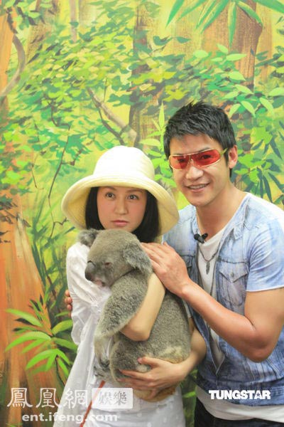 Chinese celebrity couple Lu Yi and Bao Lei are now back to work after a short holiday in Australia. Actor Lu Yi shared his happy moments with his wife during their holiday. Lu is now promoting his latest slapstick 'Beauty on Duty' co-starring Sandra Ng Kwan Yu, Charlene Choi and Xie Na. 