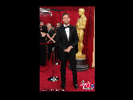 Actor Gerard Butler arrives at the 82nd Annual Academy Awards held at Kodak Theatre on March 7, 2010 in Hollywood, California. [CFP]