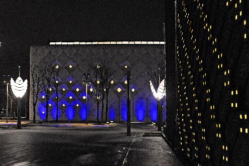 Photo taken on March 6, 2010 shows the illuminated Urban Best Practices Area (UBPA) at Shanghai Expo park during the light debugging, in Shanghai, east China. (Xinhua/Guo Changyao)