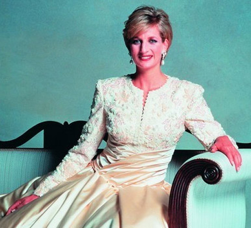 Diana. Bride: Lady Diana Spencer; Bridegroom:　 Prince Charles of Britain; Wedding time: July 29, 1981; Wedding location: St Paul&apos;s Cathedral. [peopledaily.com] 