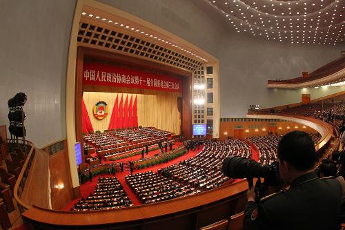 The National Committee of the Chinese People's Political Consultative Conference (CPPCC), China's top political advisory body, began the closing ceremony of its annual session in Beijing Saturday morning. [Xinhua]