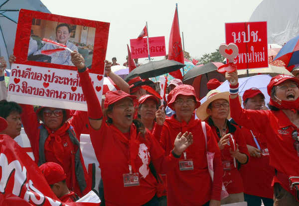 Emergency decree not to stop red-shirts, said movement leader [CFP]