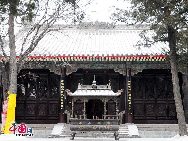 Cishan Temple is located on the west cliff of Tiantai Mountain in the northwestern Beijing suburb of Shijingshan. Built during the Ming Dynasty in 1587, the temple comprises 40,000 square meters of buildings as constructed Buddhist and Taoist styles. [Photo by YZ]