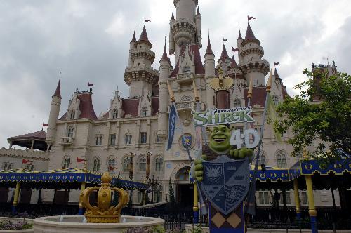 Photo taken on March 16, 2010 shows the Universal Studios theme park on the Sentosa Island in Singapore.