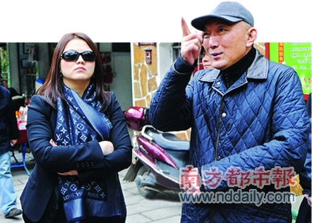 TV host Li Xiang, now the head of Mango Films, accompanied Han Sanping and director Huang Jianxin to Changsha, capital city of Hunan Province, on Monday, March 15, to scout for filming locations for a prequel to the 2009 blockbuster film 'The Founding of a Republic.' 