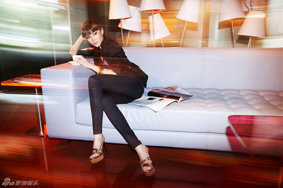 Singaporean actress Fann Wong is featured in a series of jean advertisement photos.