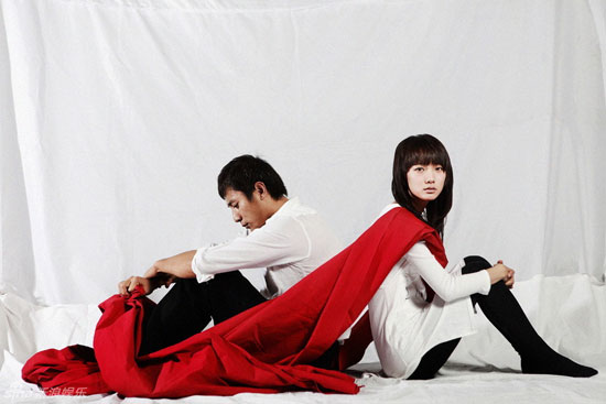 Liu Ye (L) and Wang Luodan appear in a promotional photo for for Meng Jinghui's stage drama 'Amber' which opened at the Poly Theater on March 17, 2010. Following its limited run from March 17 to 21 in Beijing, the show will travel to Suzhou, Chongqing, Chengdu, Guangzhou and other cities. 